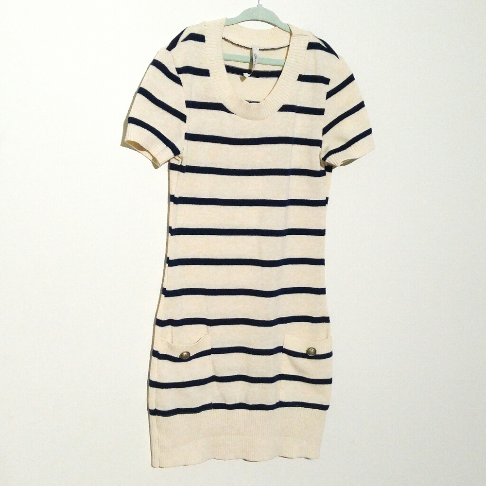 🌸LikeNew🌸 Sweater Dress | Navy & Cream - Picture 4 of 4